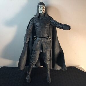 12” NECA V for Vendetta action figure (missing hands & daggers 🗡️